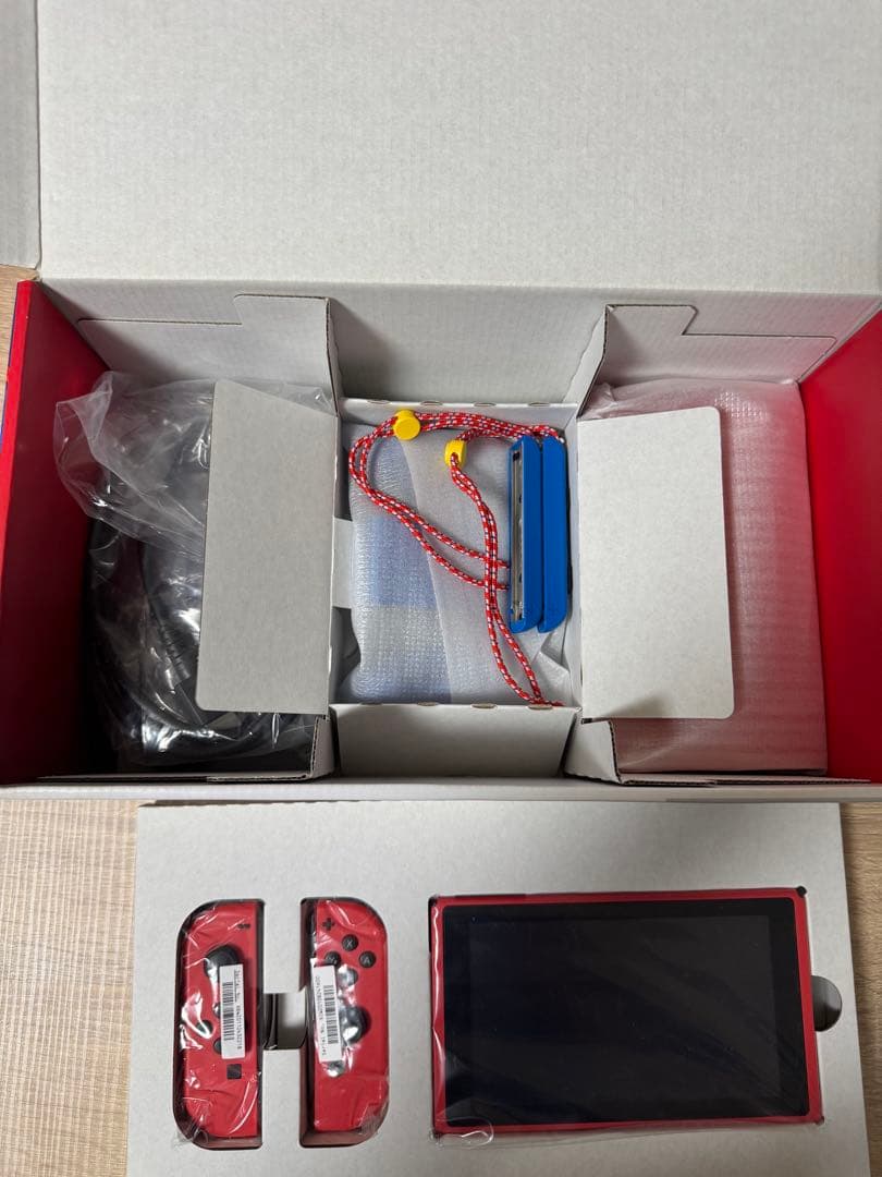 Switchマリオレッド