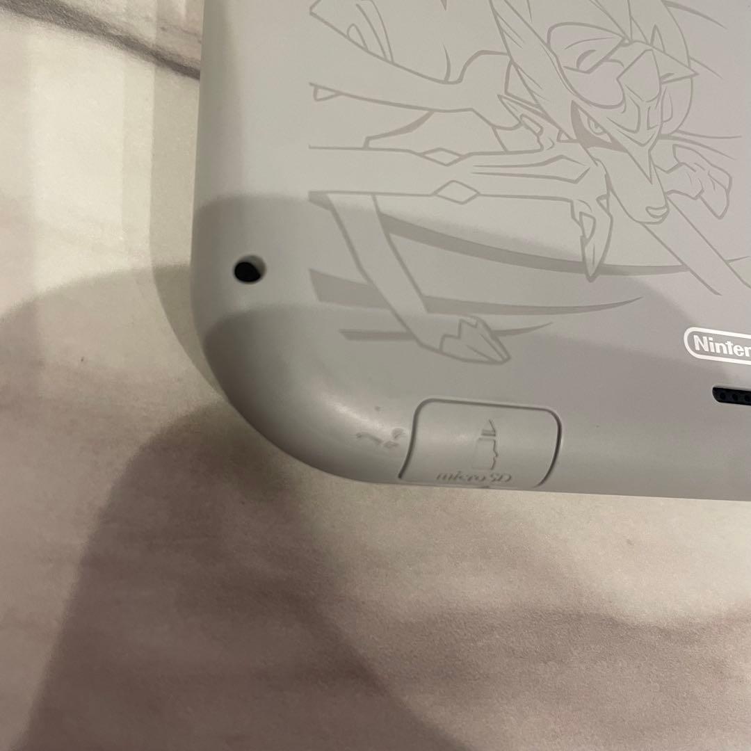 Nintendo Switch Lite（ザシアン ザマゼンタ）