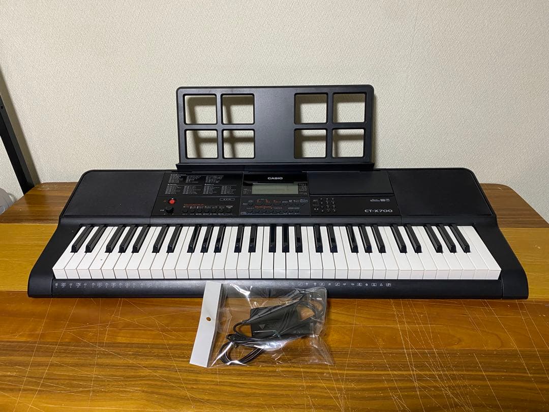 CASIO 電子キーボード　CT-X700