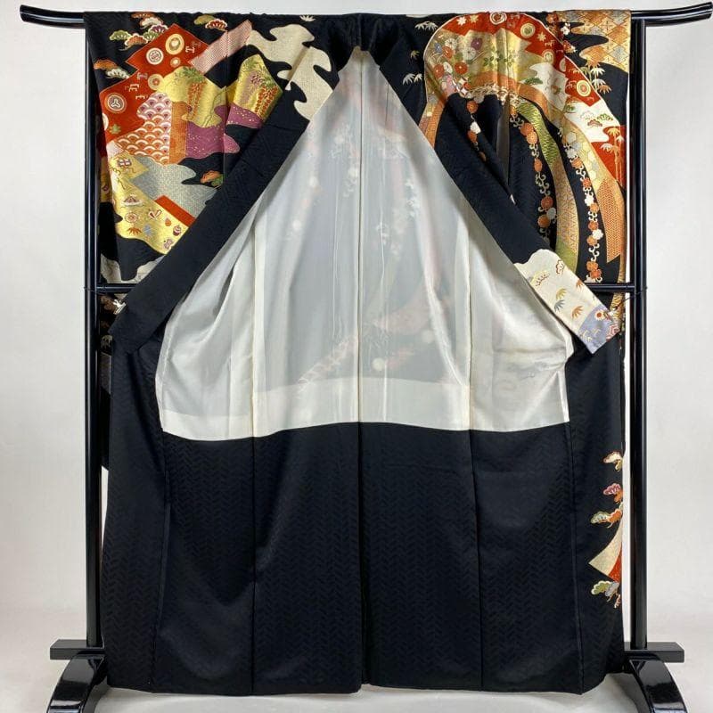 吉澤友禅 黒地 のし柄 吾妻徳穂 振袖