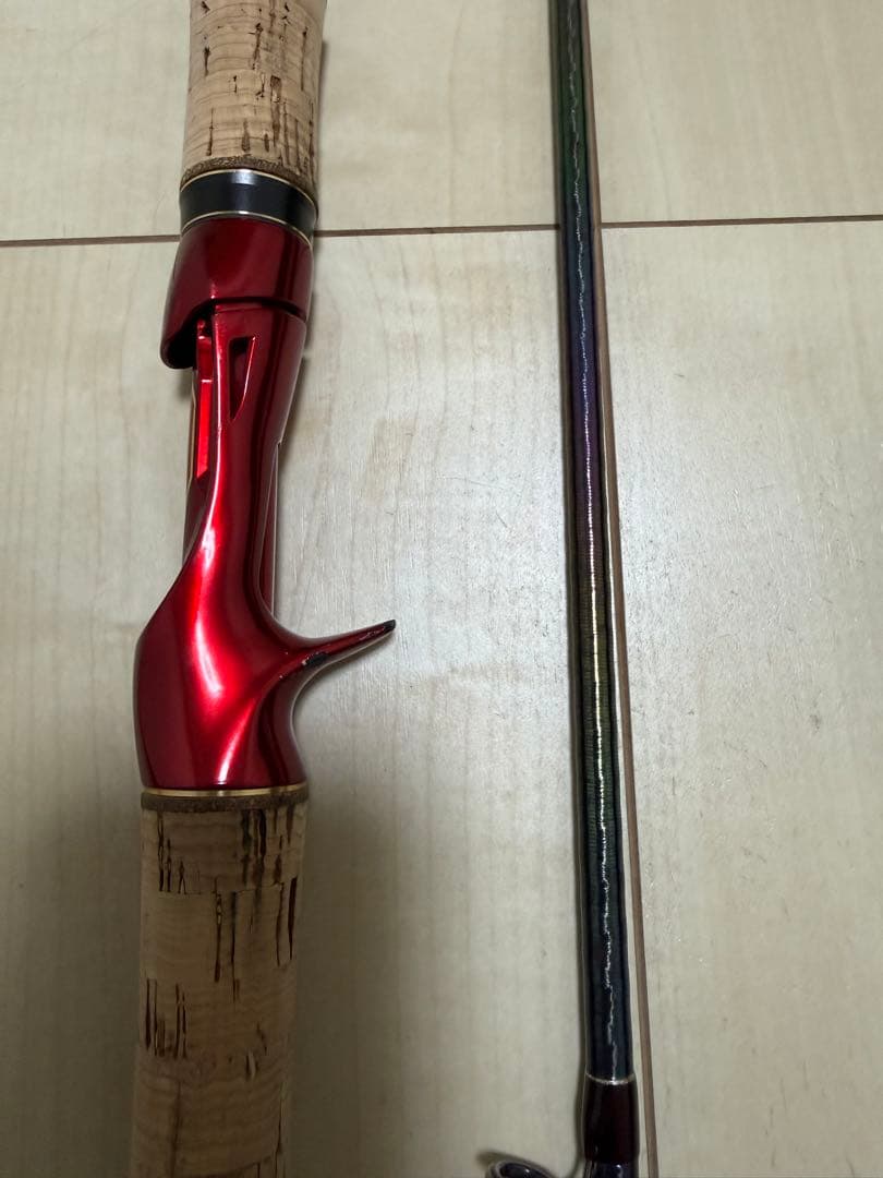 18ワールドシャウラ 1754R-2 スーパーレッド