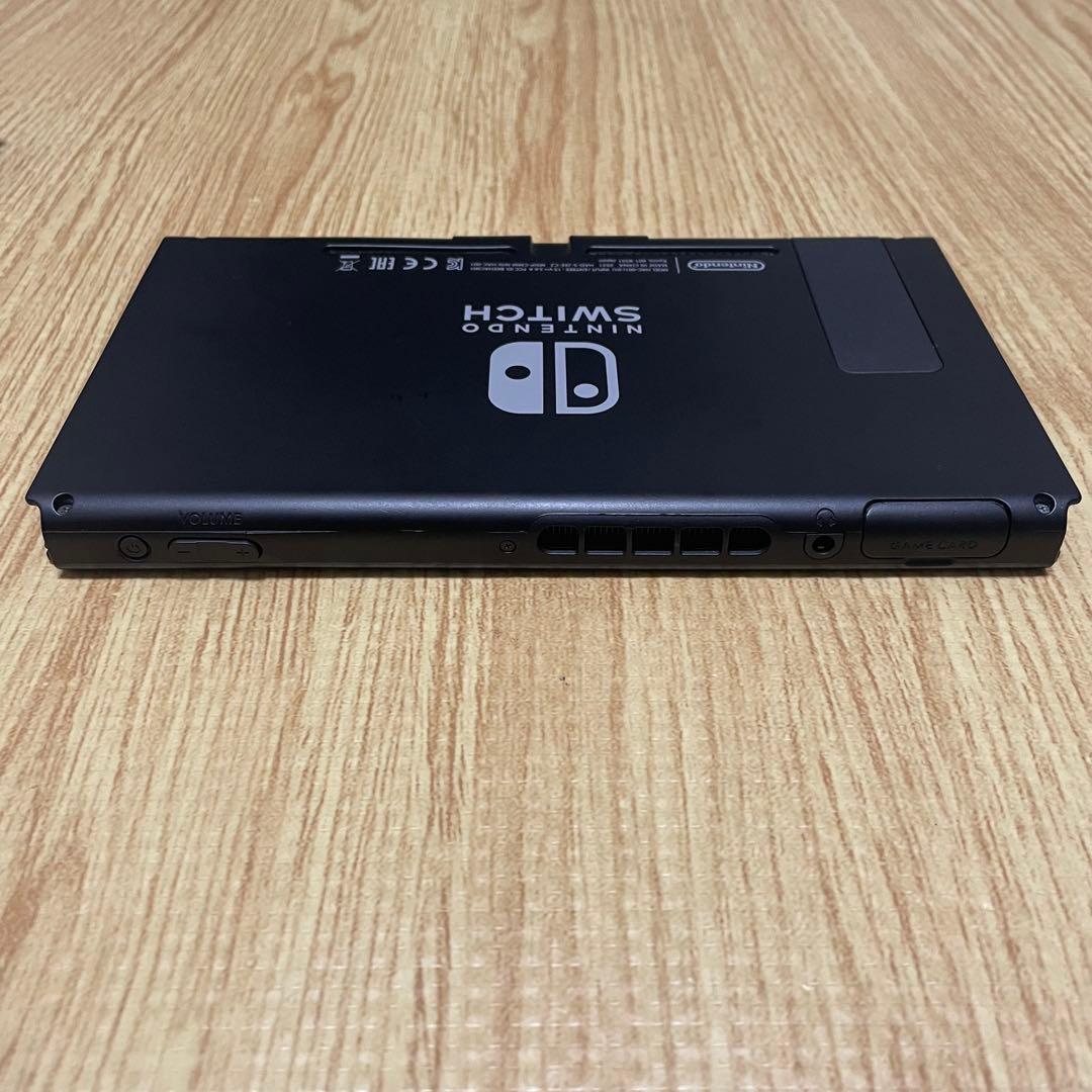 (初期化済) Nintendo Switch 本体 純正 キャリング ケース付き