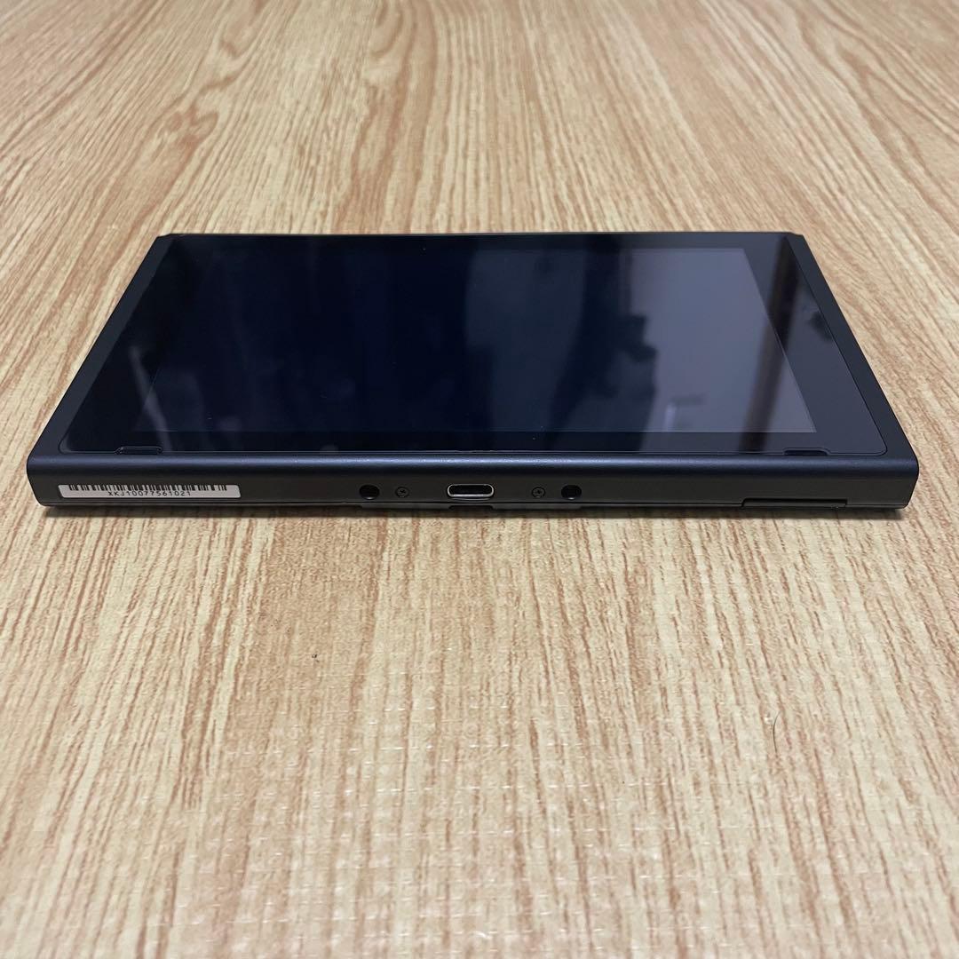 (初期化済) Nintendo Switch 本体 純正 キャリング ケース付き