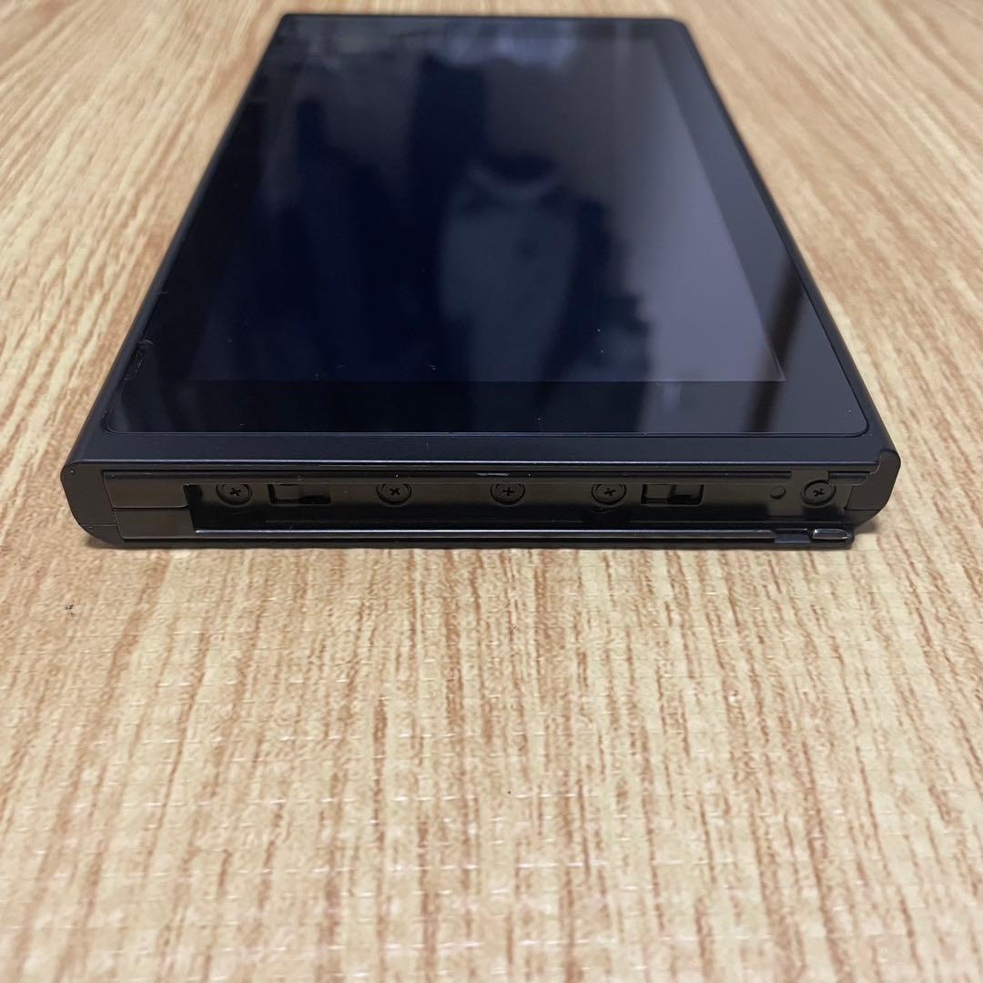 (初期化済) Nintendo Switch 本体 純正 キャリング ケース付き