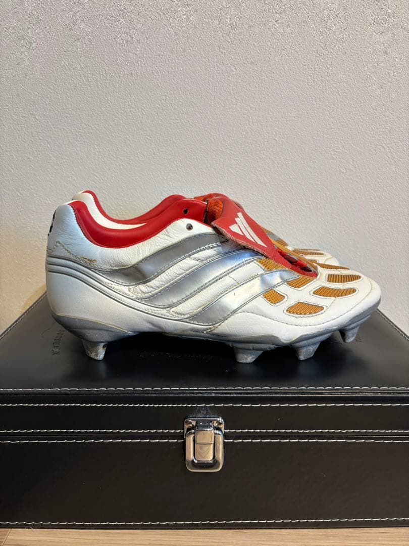 Adidas プレデタープレシジョン