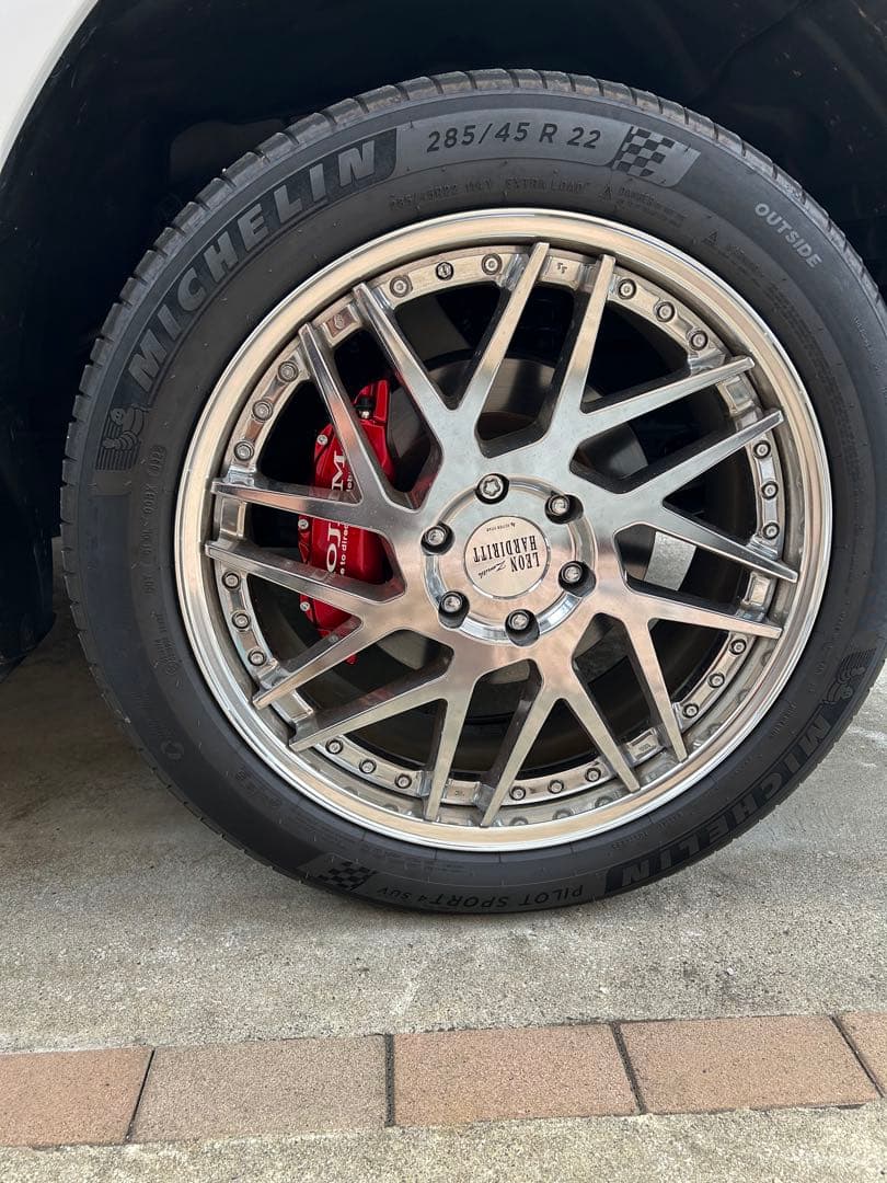 ROJAM キャリパーカバー ランクル300用 メタリックレッド