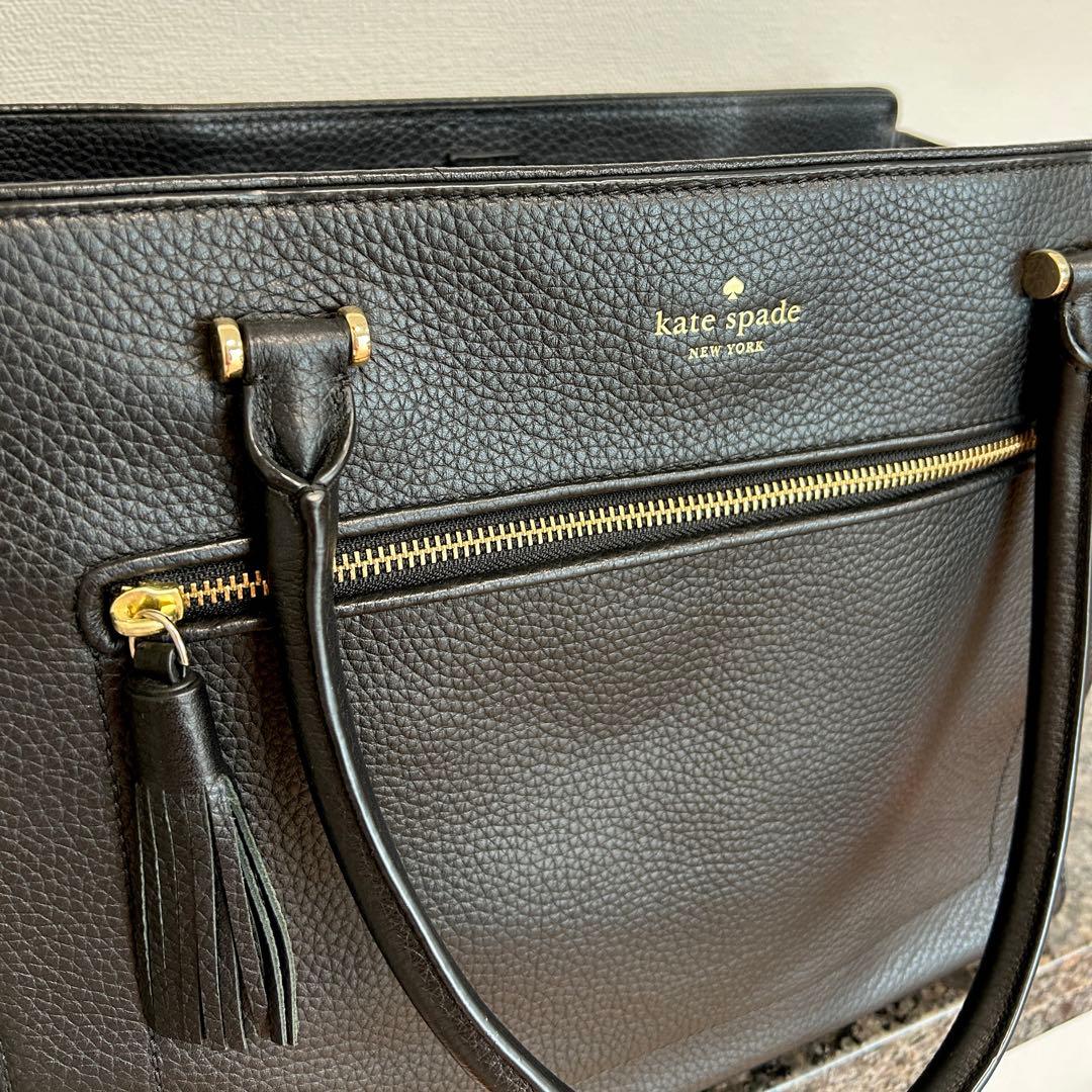 【未使用品】ケイトスペードニューヨーク　レザートートバッグ　黒ブラックA4サイズ