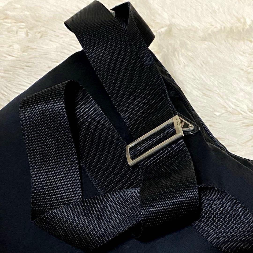 mimo@プロフ必読♡PRADA プラダテスート　ショルダーバッグブラック