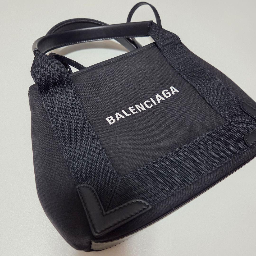 BALENCIAGA ブラック ショルダーバッグ
