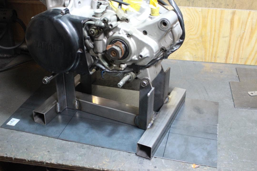 SR400 エンジンスタンド スチール 未塗装 メンテナンス ボアアップ