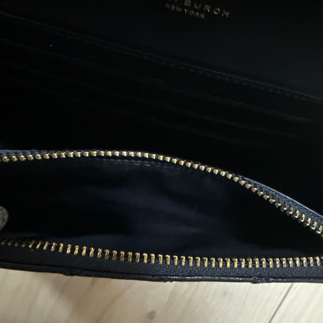 トリーバーチ　チェーンウォレット