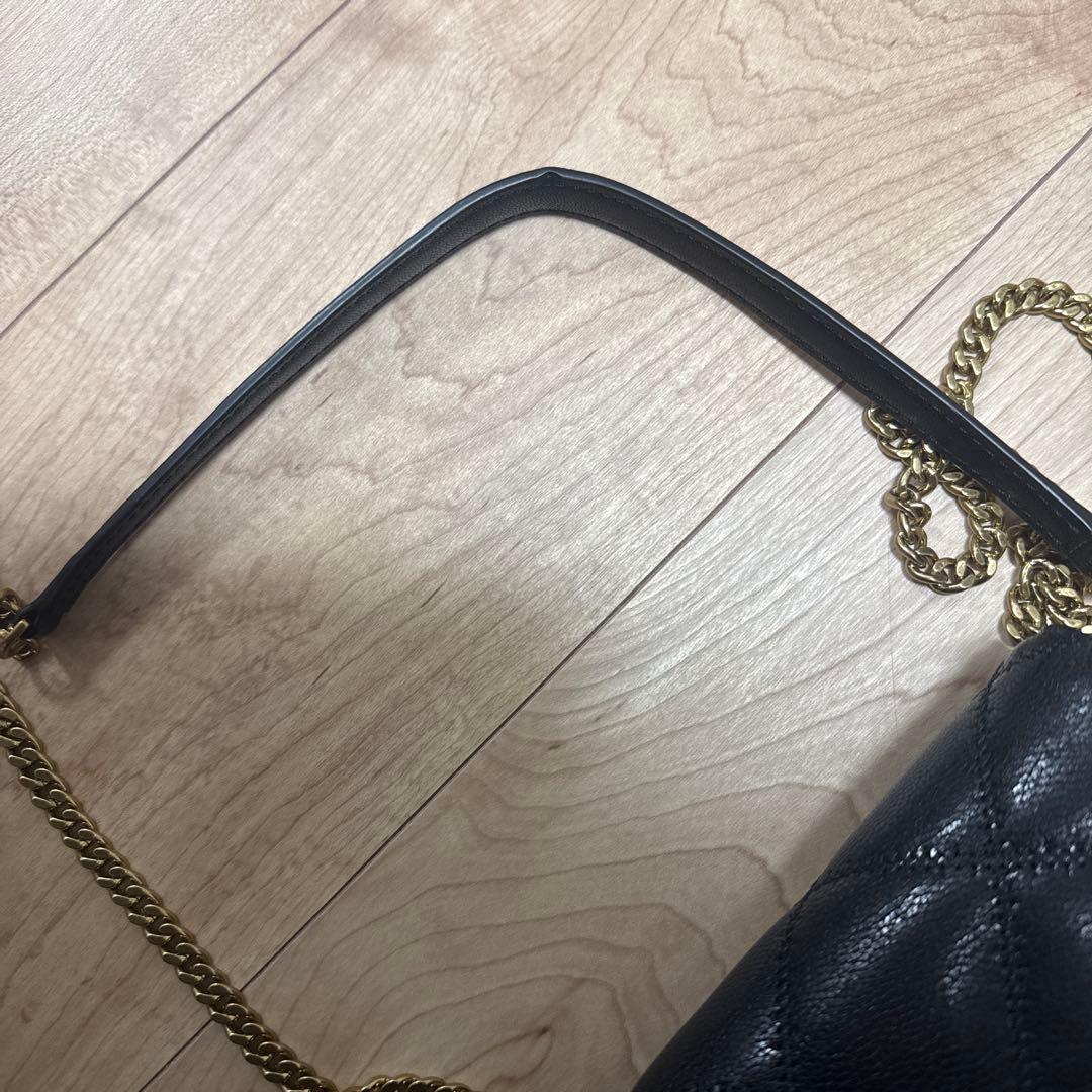 トリーバーチ　チェーンウォレット