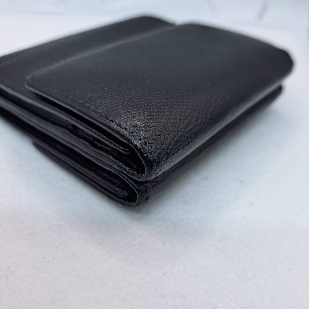 CHANEL　ココボタン　ブラック　三つ折り財布　財布