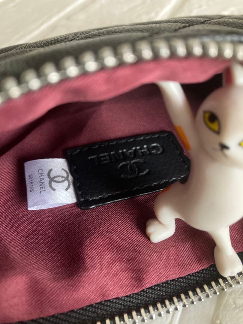 シャネル ノベルティ ポーチ 13000円ショルダーポーチ ショルダーバック