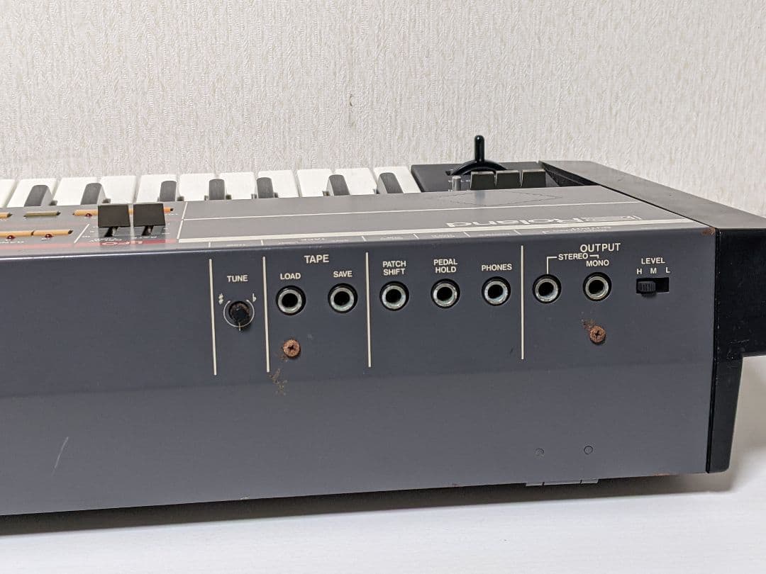 Roland JUNO-106 アナログシンセサイザー ビンテージ