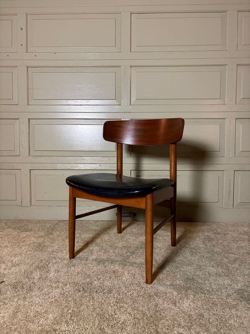 【ako】カリモク60 Tチェア ダイニングチェア スタンダードブラック