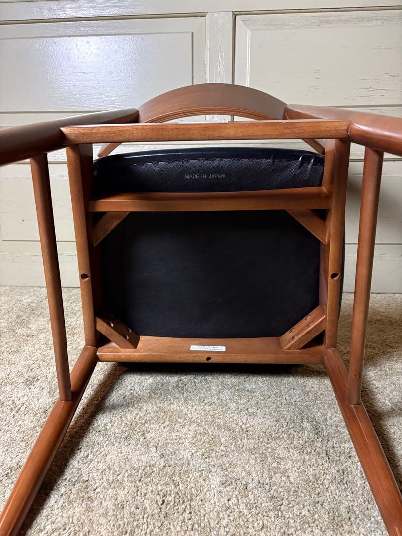 【ako】カリモク60 Tチェア ダイニングチェア スタンダードブラック