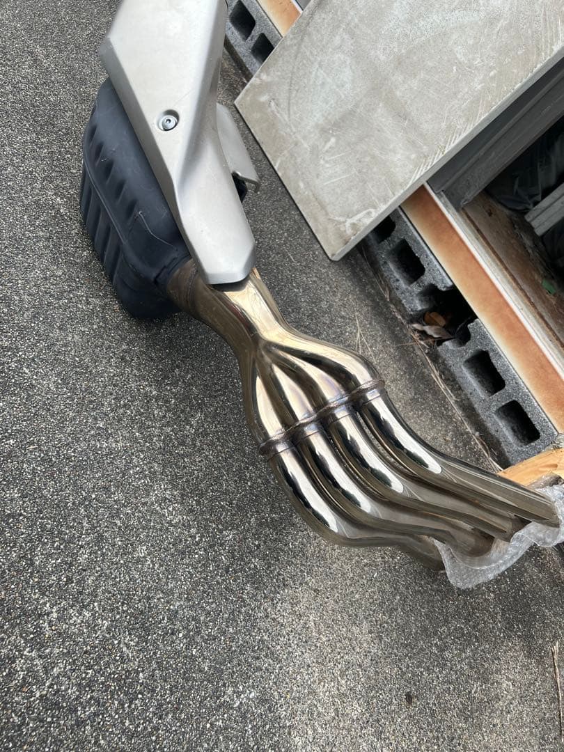 cbr650r純正マフラー　2021年式