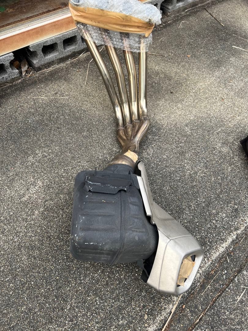 cbr650r純正マフラー　2021年式