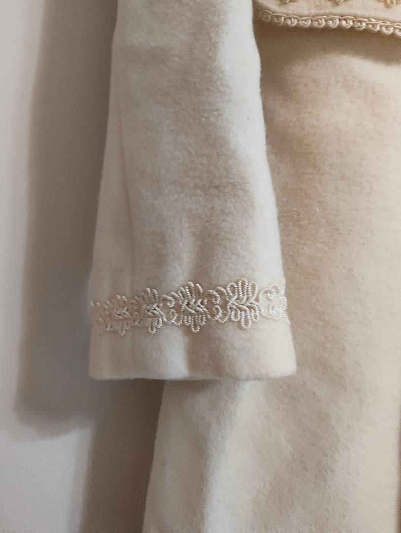 メアリーマグダレン アマンディーヌコート(オフホワイト)