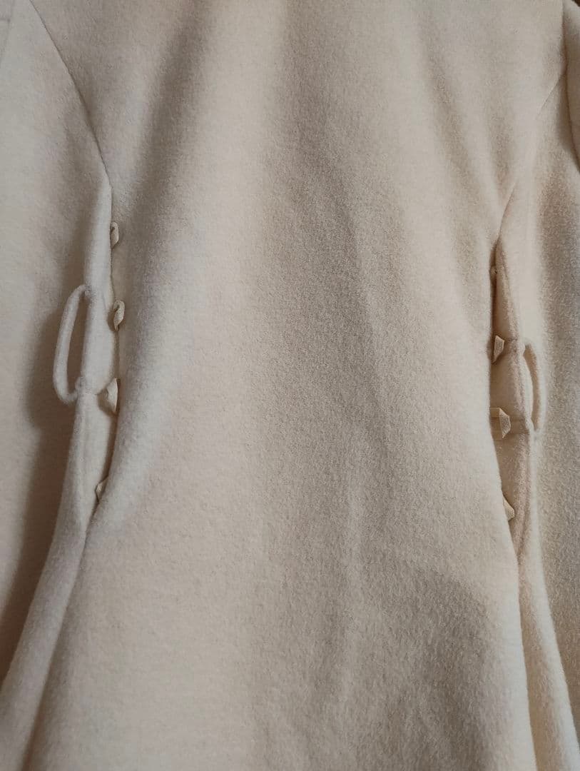 メアリーマグダレン アマンディーヌコート(オフホワイト)