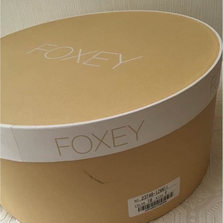 【FOXEY 美品 箱付き】FOXEY リボンストローハット 茶