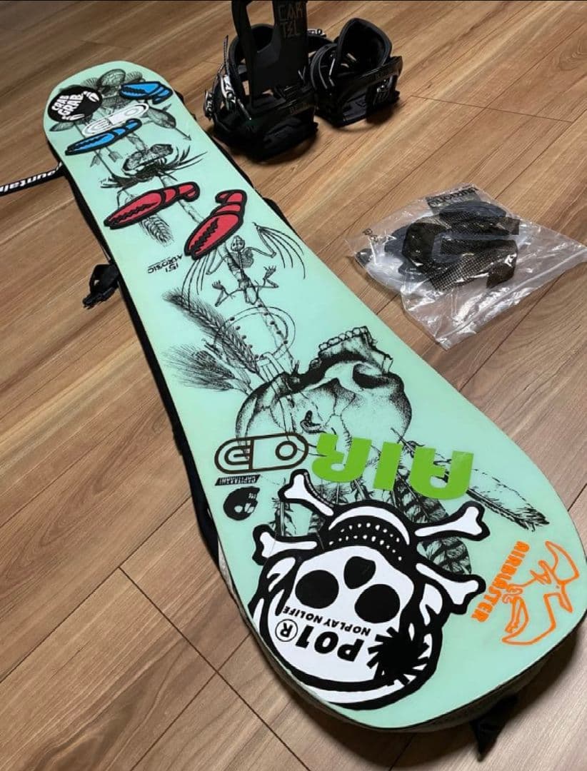 y*k様 バタレオンスノーボード＋バートンビンディング2点セット　ソールカバー付
