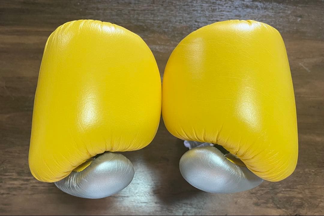 ★ Winning 8oz ボクシンググローブ 紐式★イエロー×シルバー★