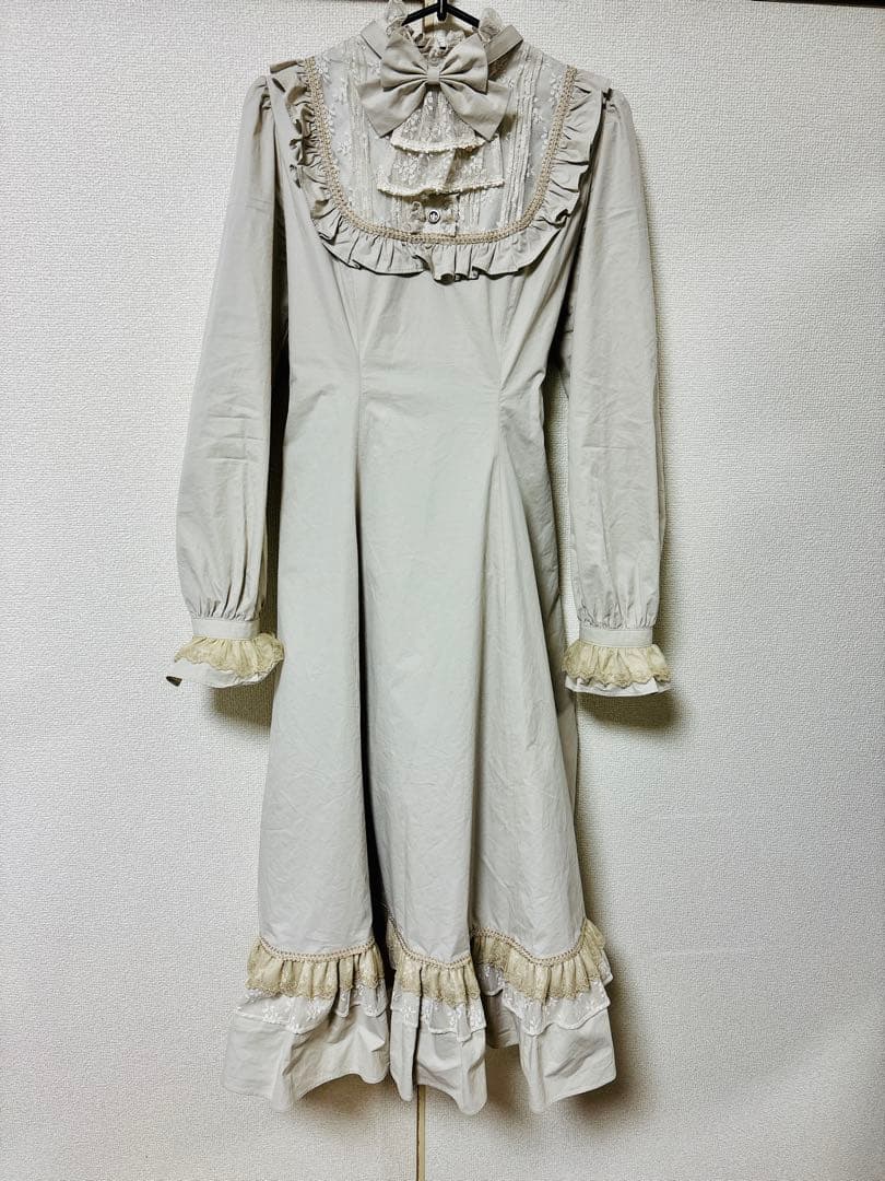 【1/25まで】Victorian maiden ANTIQUEクラシカルドレス