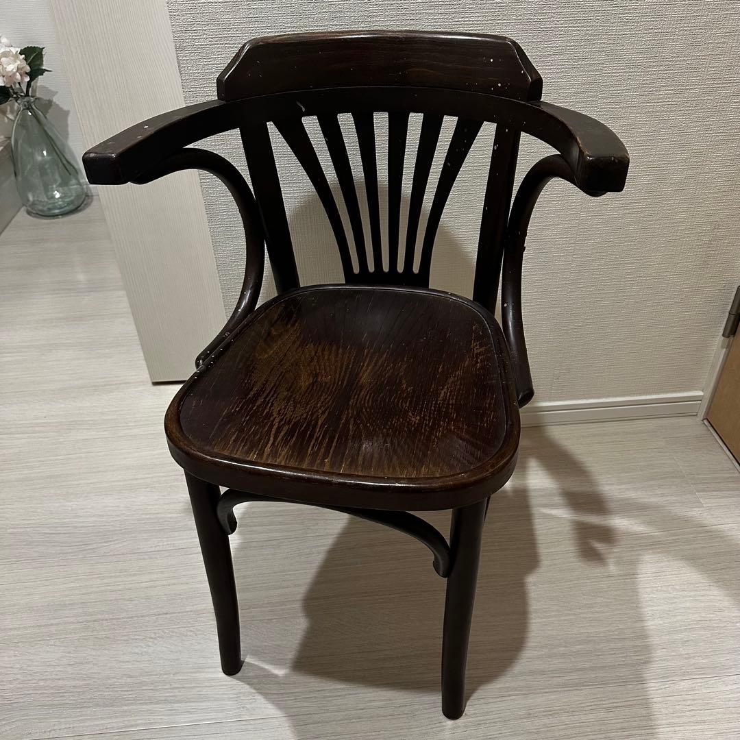 ベントウッドアームチェア