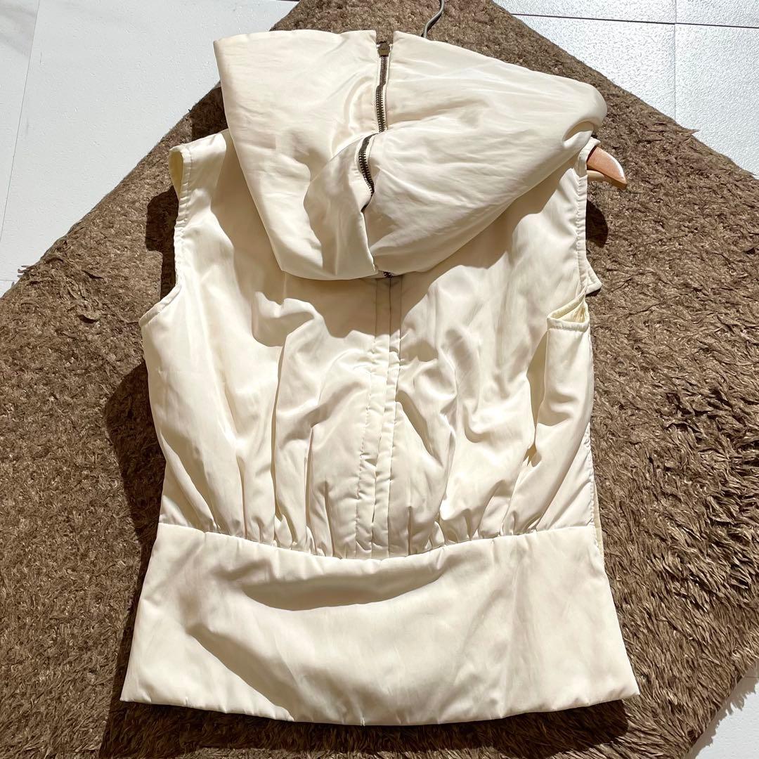 入手困難✨ GUCCI グッチ TOMFORD ダウンベスト GG柄 ベージュ系