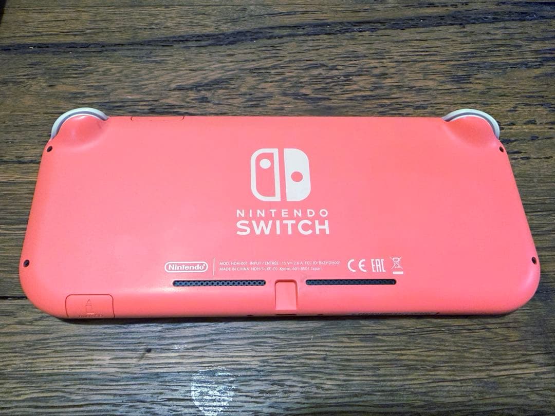 Nintendo Switch Lite ニンテンドースイッチ ピンク ケース