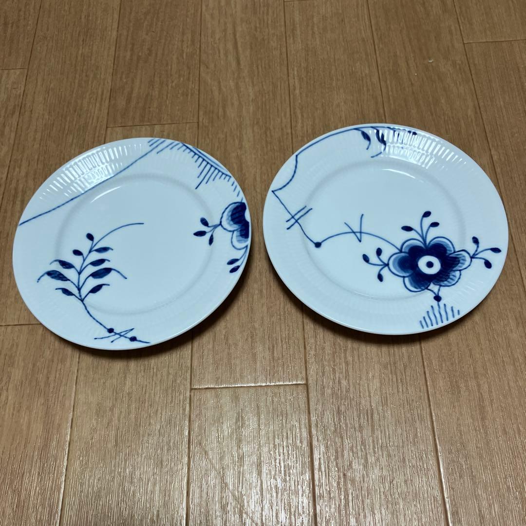 ロイヤルコペンハーゲン　ブルーフルーテッドメガ　デザートプレート×2