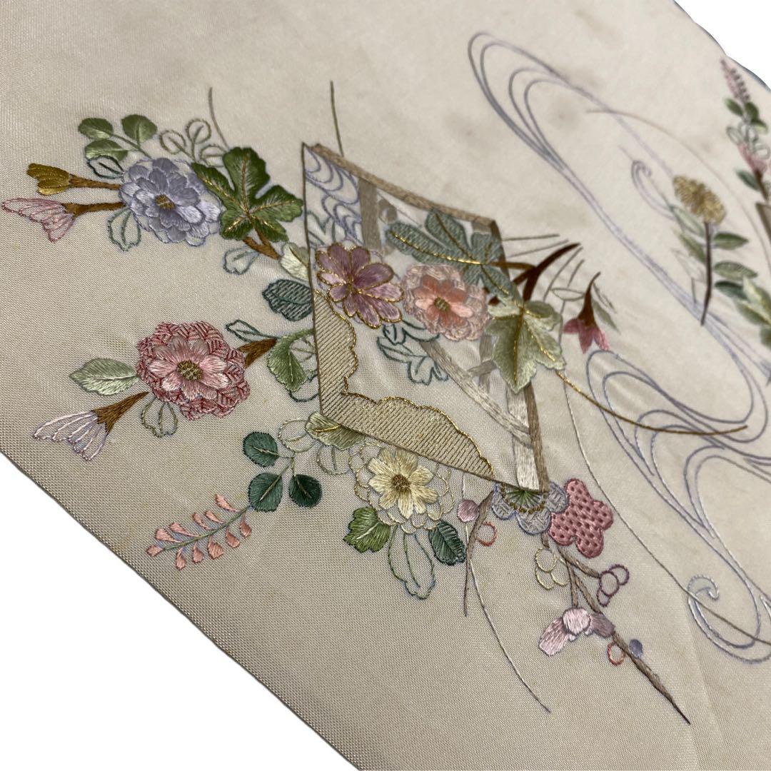 【専用です】季節の花々と読み本 総刺繍 袋帯