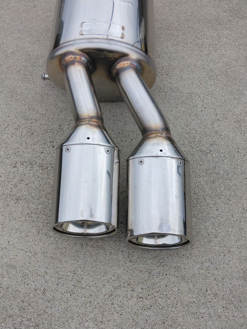 ヤリスクロス　ガナドールマフラー