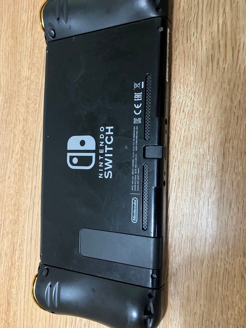 Nintendo Switch 本体 ゴールドボタン