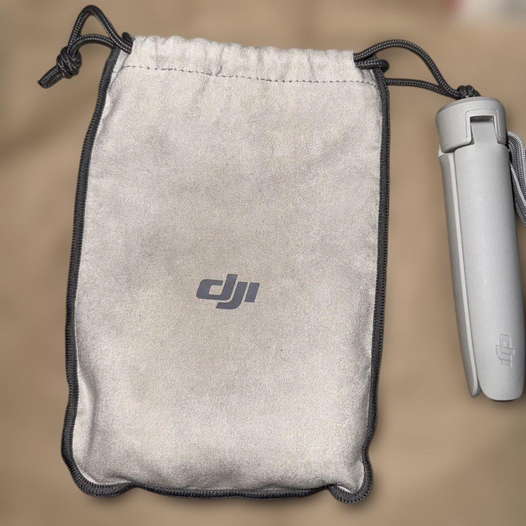 DJI OM 5 スマートフォンスタビライザー(1回のみ使用)