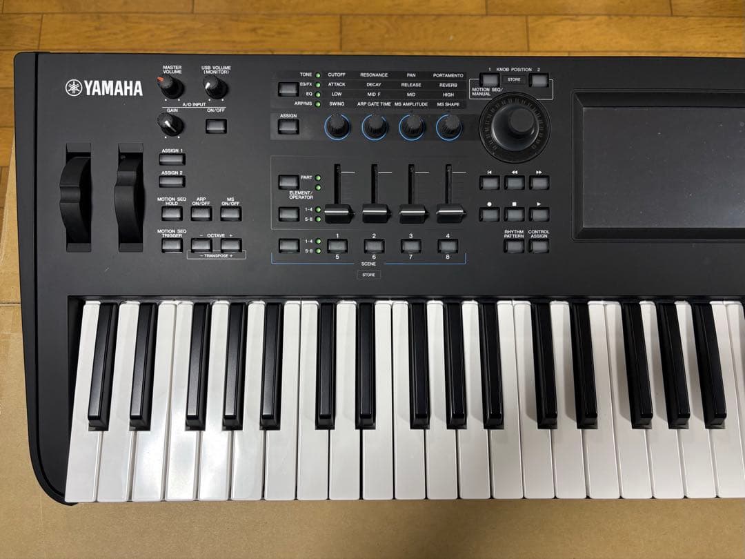 YAMAHA MODX6+ シンセサイザー