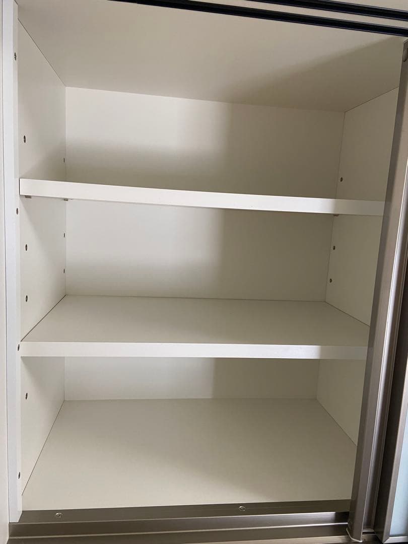 ニトリ／キッチンボードアルミナ2 100KBWH ￼￼スライド式扉 収納力抜群