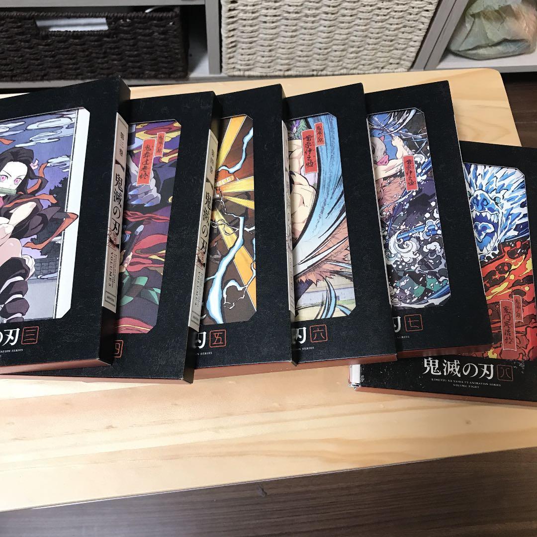 【値下】鬼滅の刃 立志編 完全生産限定版 BD 1巻～11巻 +無限列車編BD