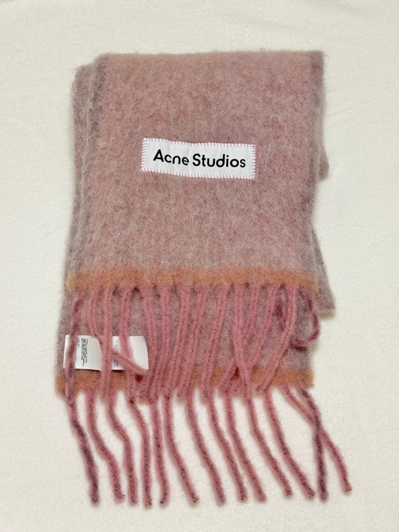 Acne Studios ダスティピンク マフラー