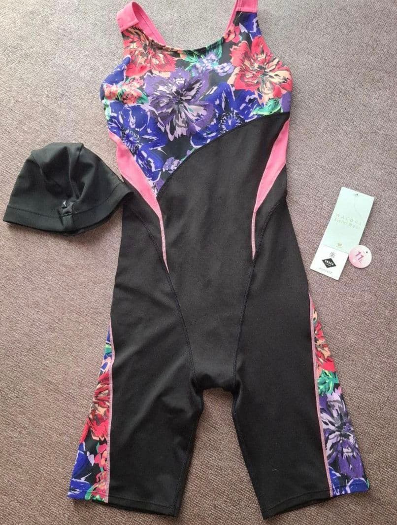 ワコール　スイムウェア　11号