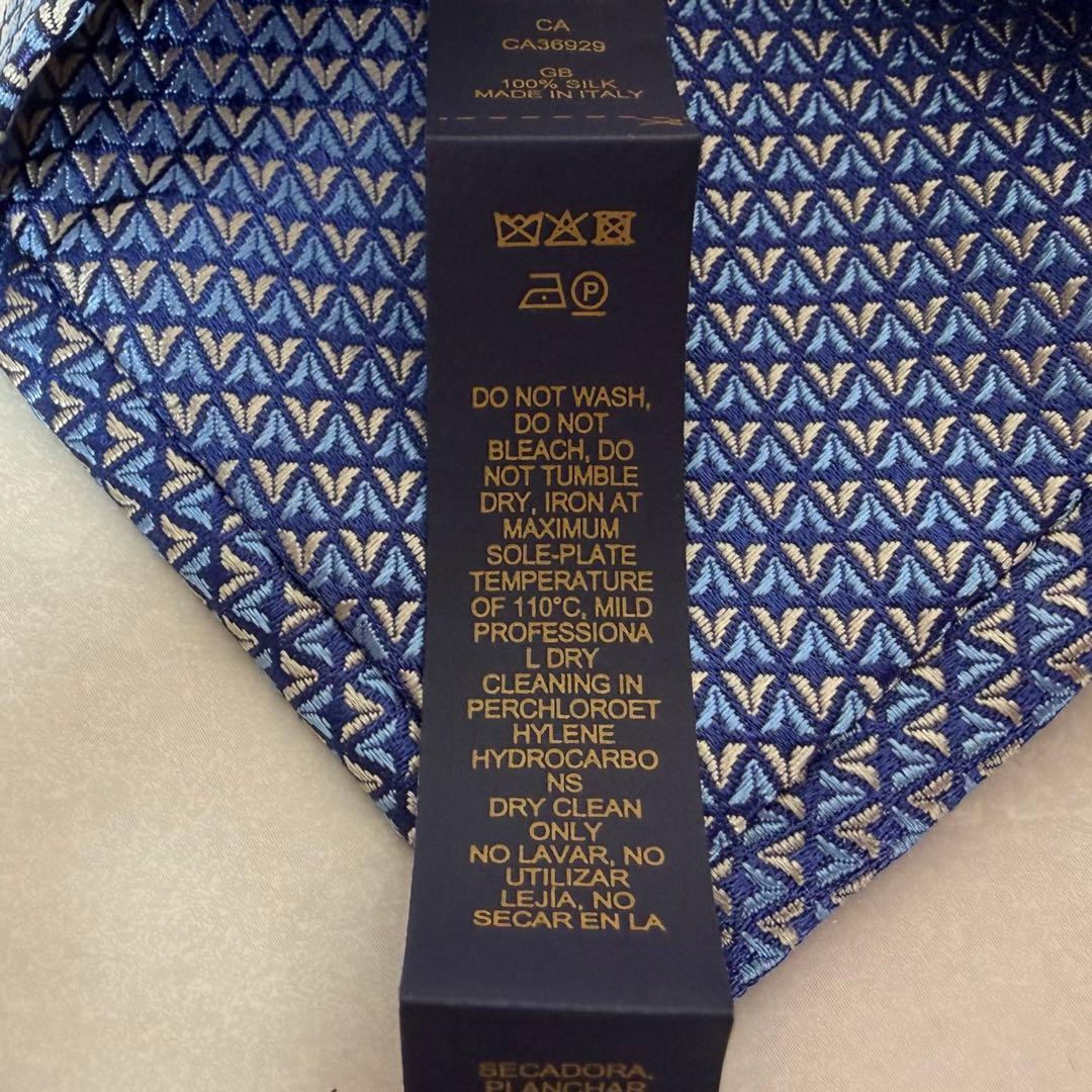 未使用品✨ルイヴィトン 最高級ネクタイ ダイヤモンドV 現行タグ 箱完備