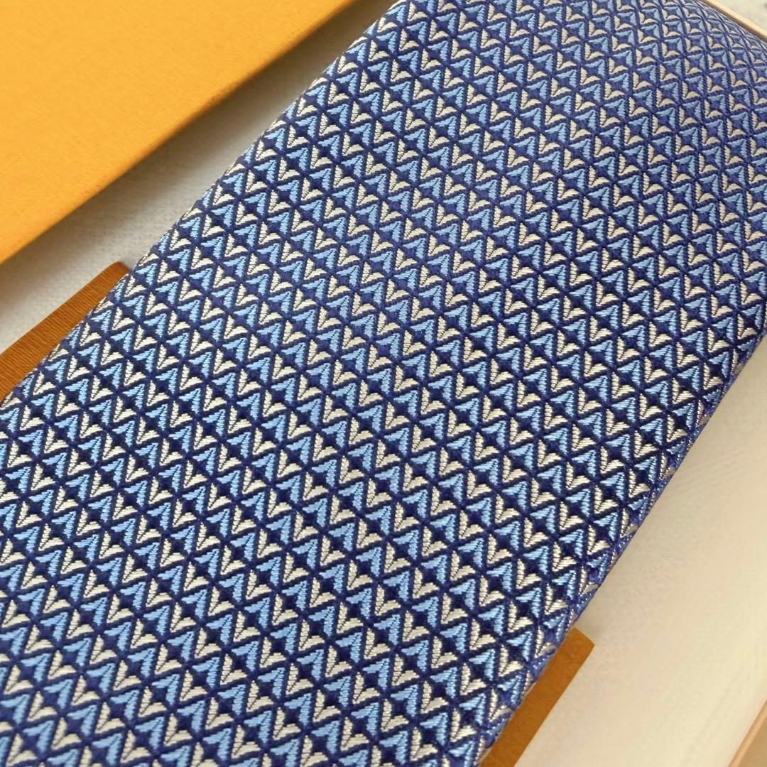 未使用品✨ルイヴィトン 最高級ネクタイ ダイヤモンドV 現行タグ 箱完備