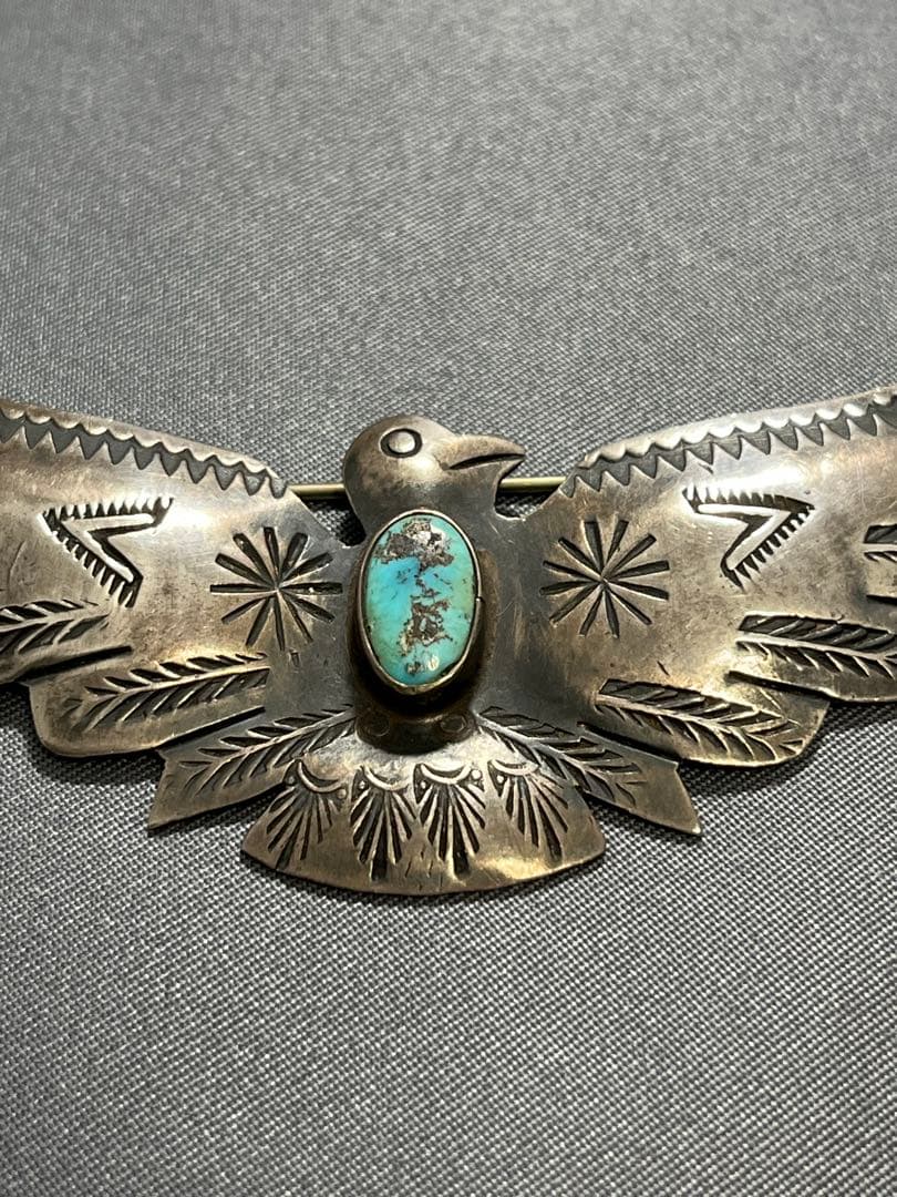 フレッドハーヴィースタイル　シルバーピンズ　ターコイズ付き