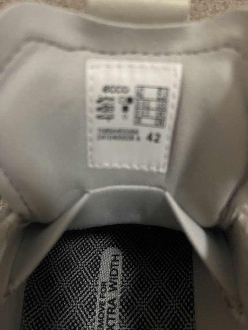 エコーゴルフシューズ