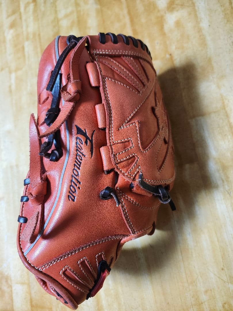 ミズノ フィートエモーション☆菅野モデル 左投手用