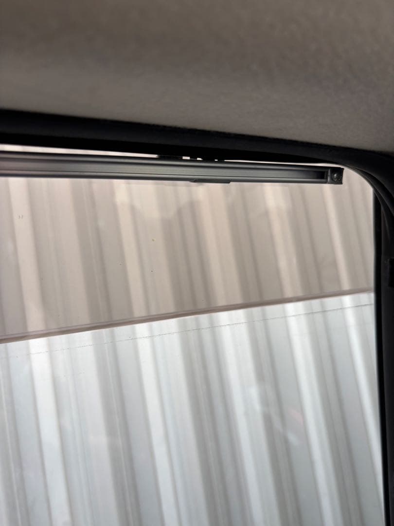 プチプチ　三菱デリカd5専用純正車内カーテン サンシェード