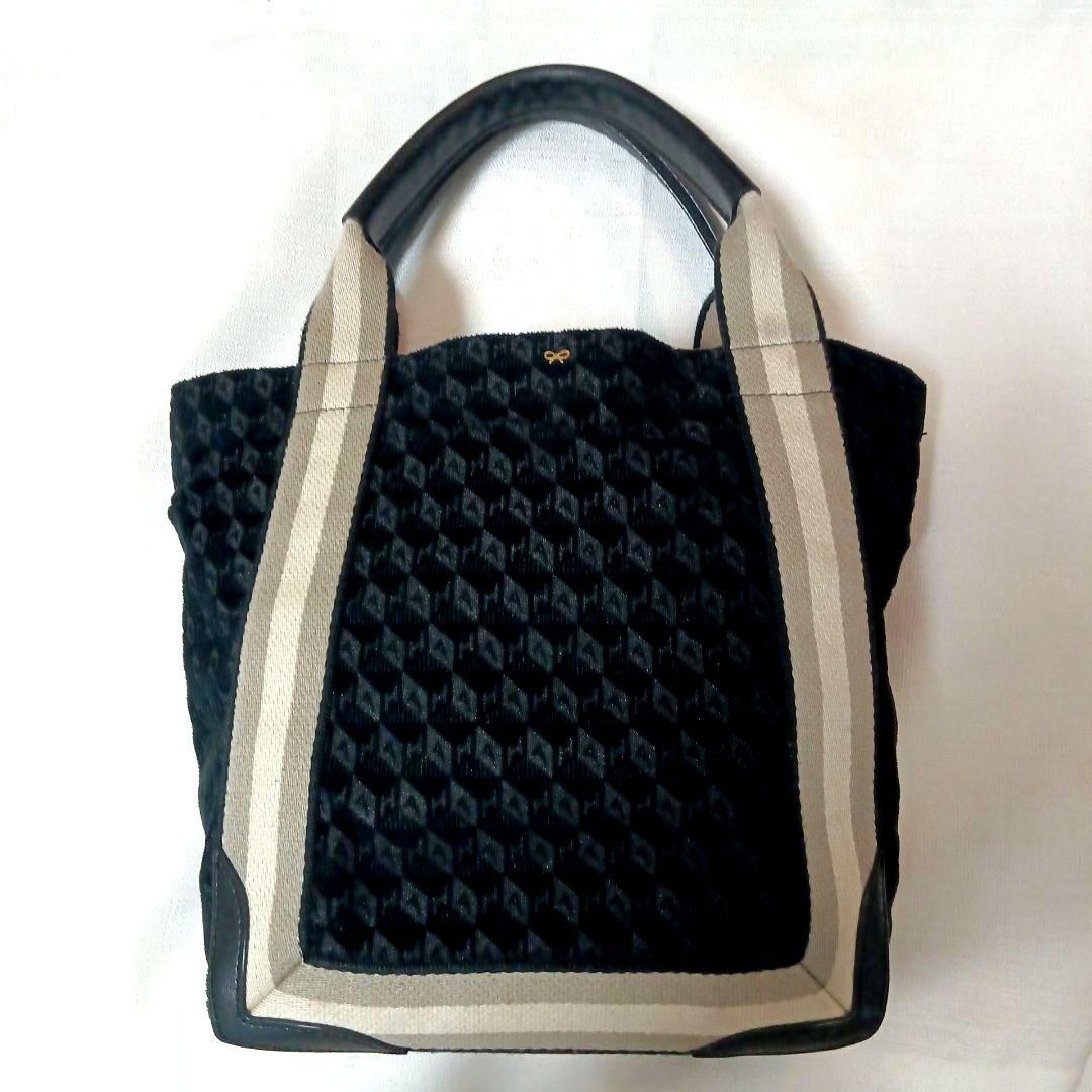 ANYA HINDMARCH トートバッグ
