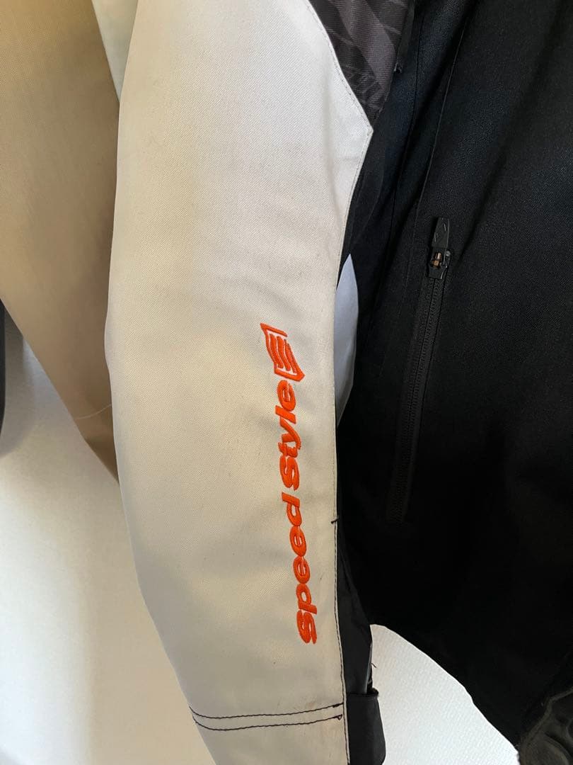 HYOD D3O フード付きジャケット Lサイズ ウインタージャケット